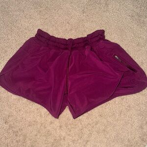 lululemon mid rise track that shorts